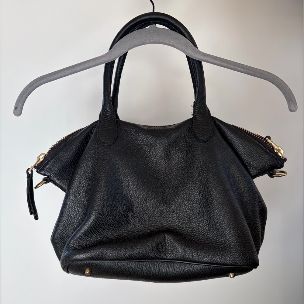 Roots Black Pebbled Leather Satchel with Brass/Gold Hardware - Picture 2 of 15